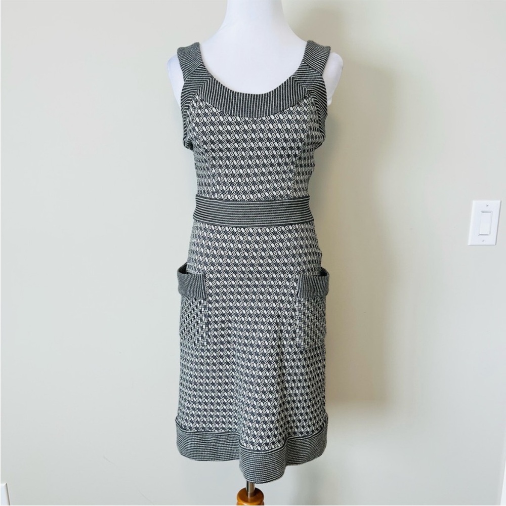 Diane Von Furstenberg Black and White Sheath Midi Dress